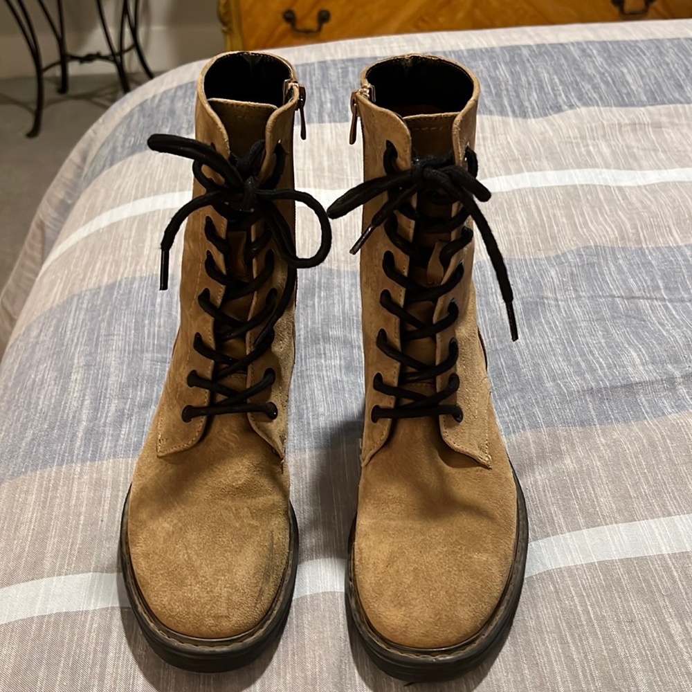 ladys boots from zara